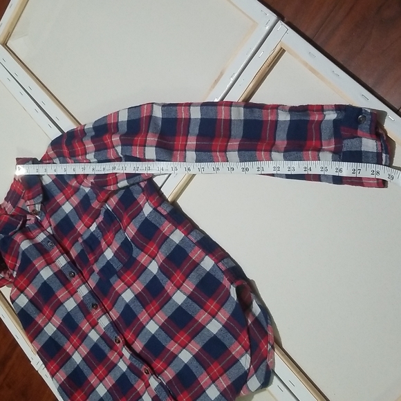 Red & blue checker pattern flannel - Great fit & look - Picture 9 of 9